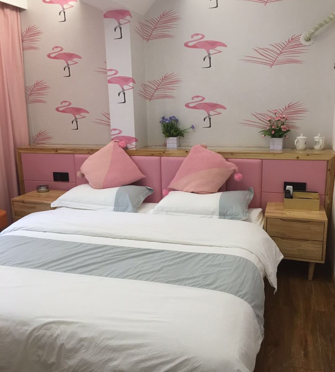 纯爱小筑大床房