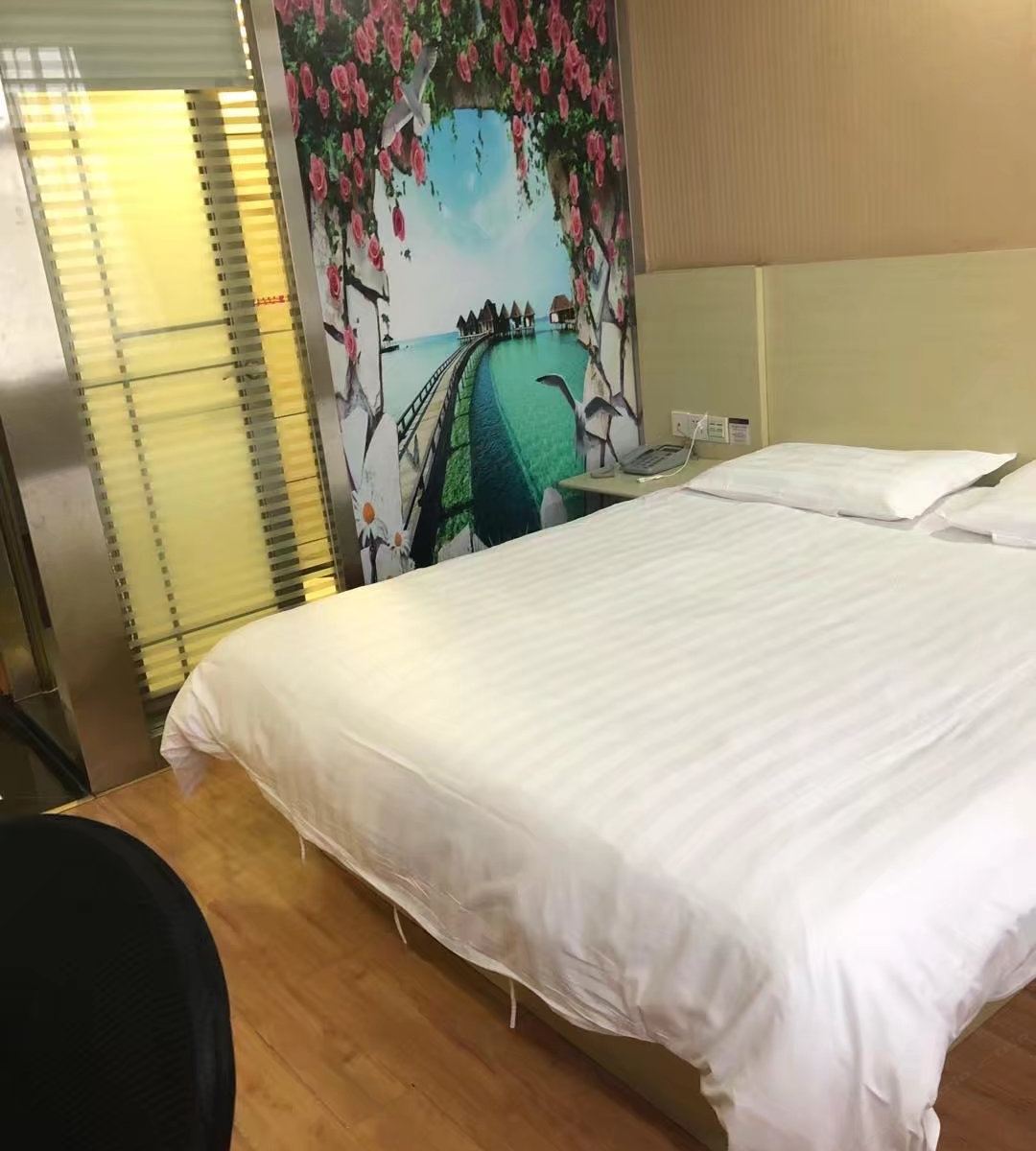 豪华大床房