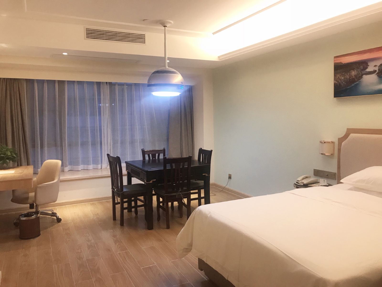 棋牌大床房
