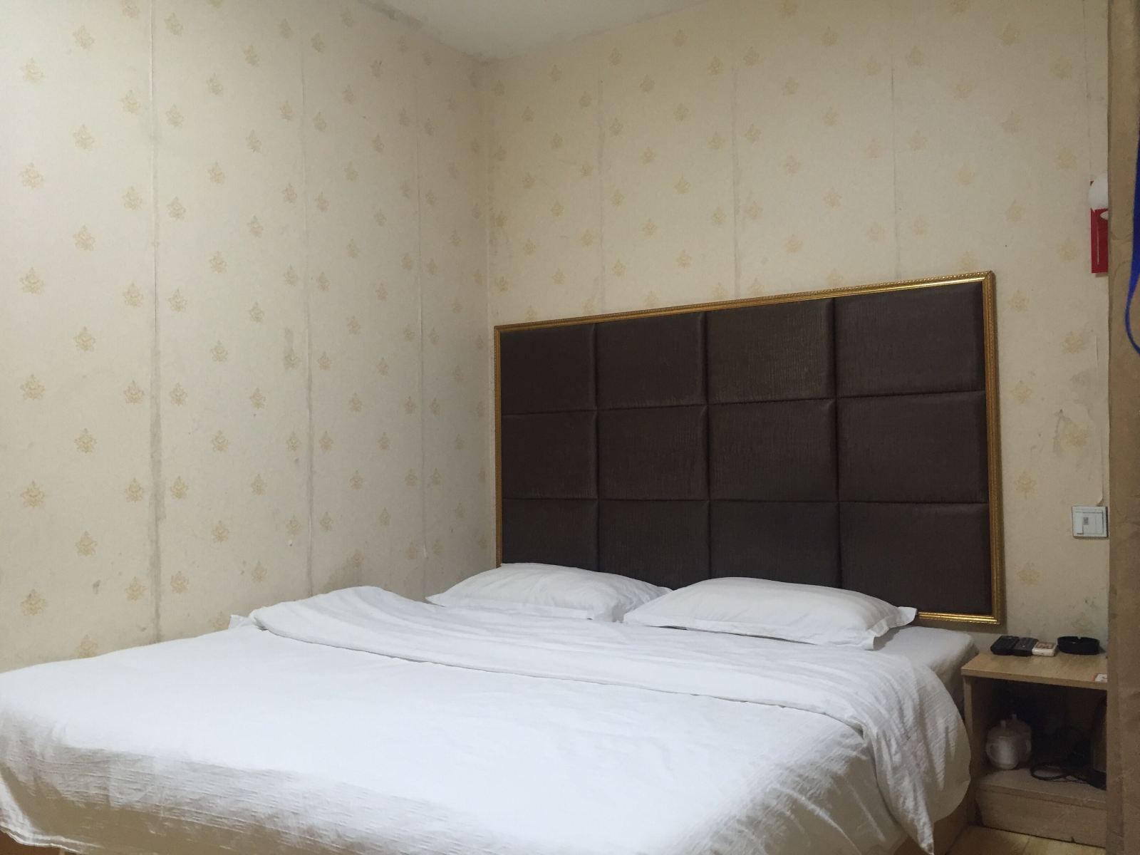 标准大床房