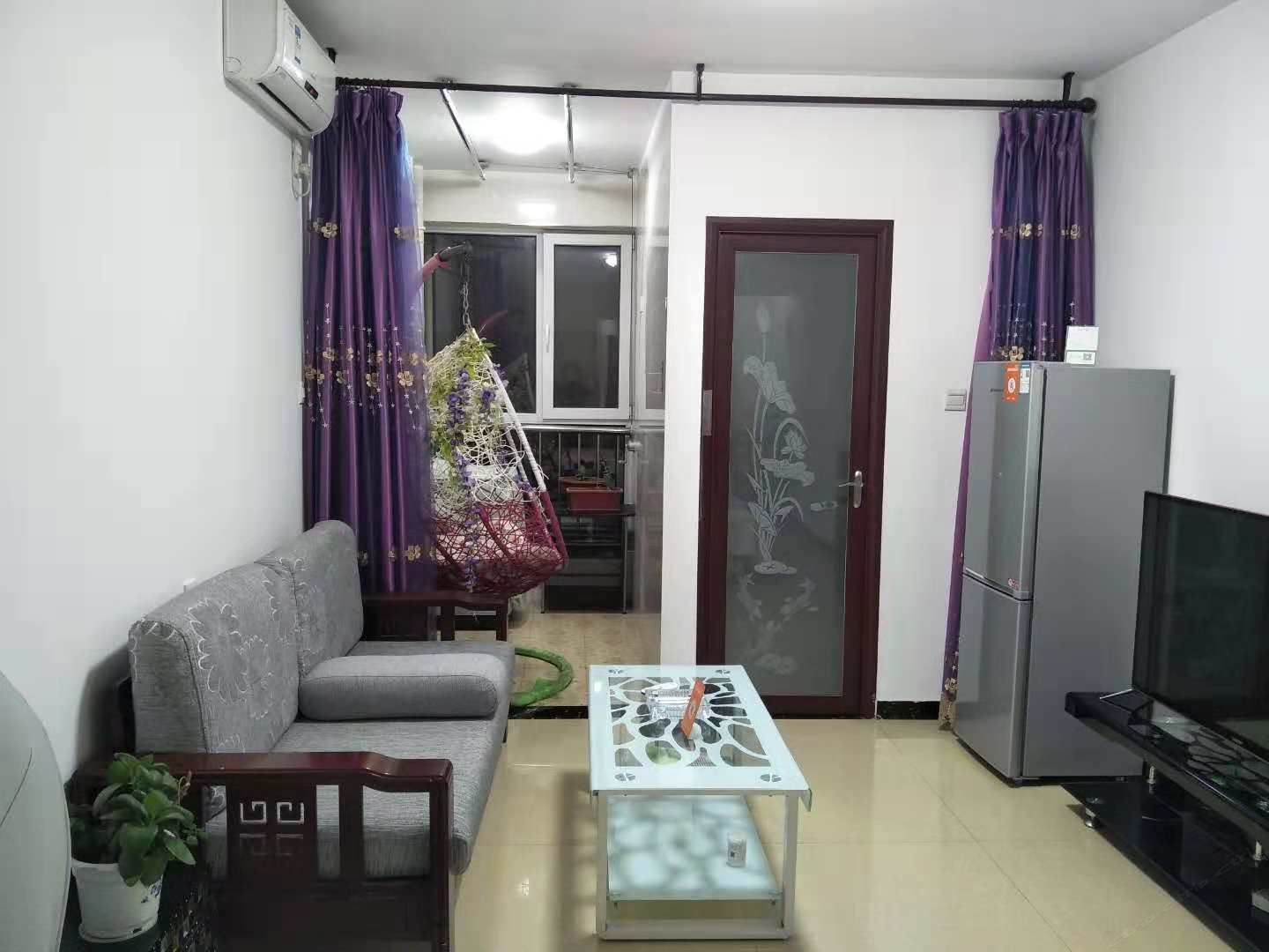 格调大床一居室