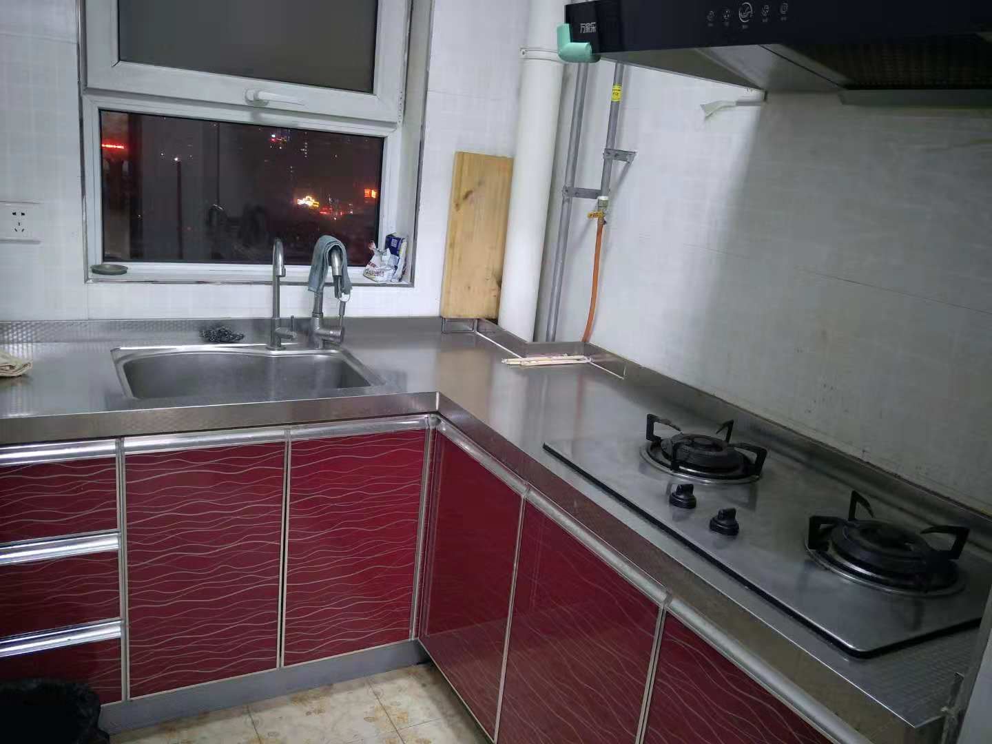 格调大床一居室