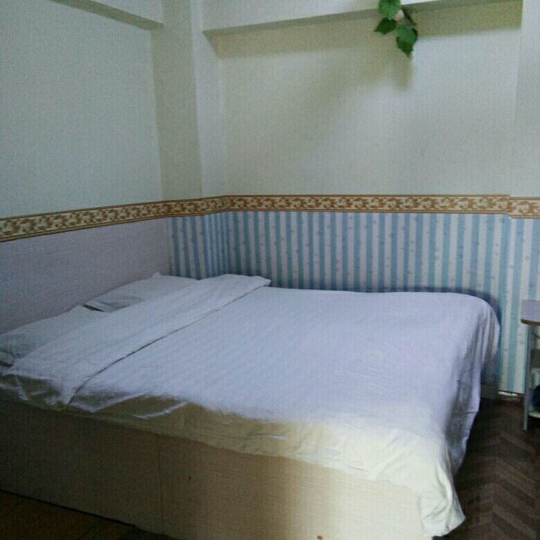 标准大床房