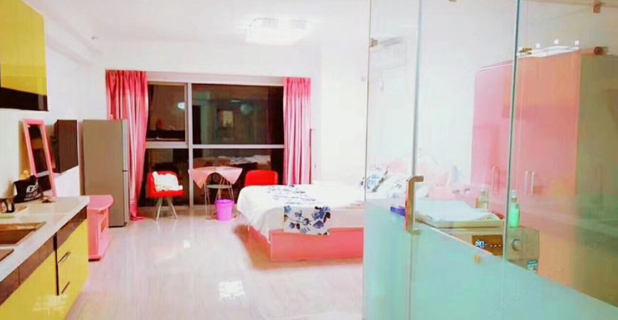 豪华大床房