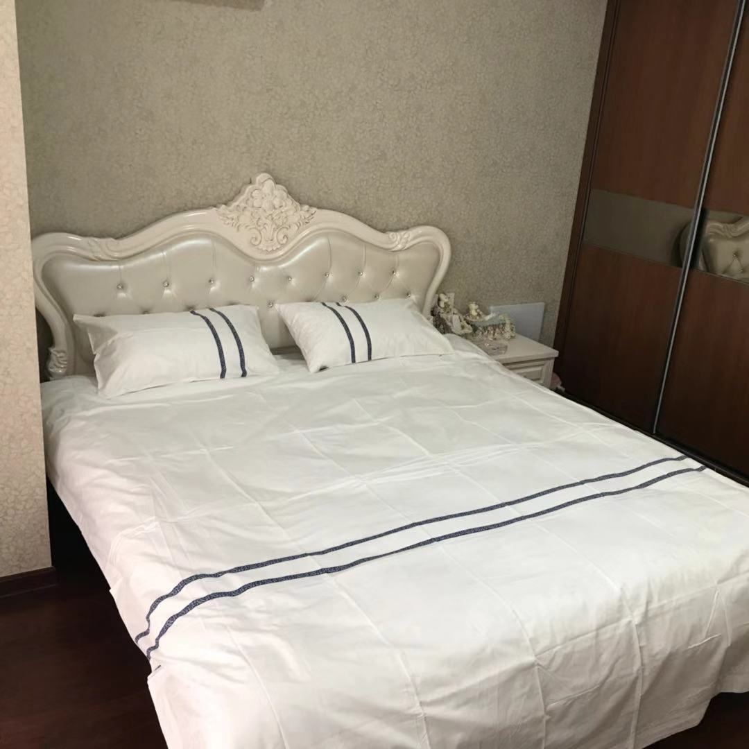 豪华大床房