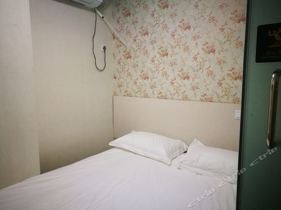 特价大床房(无窗)