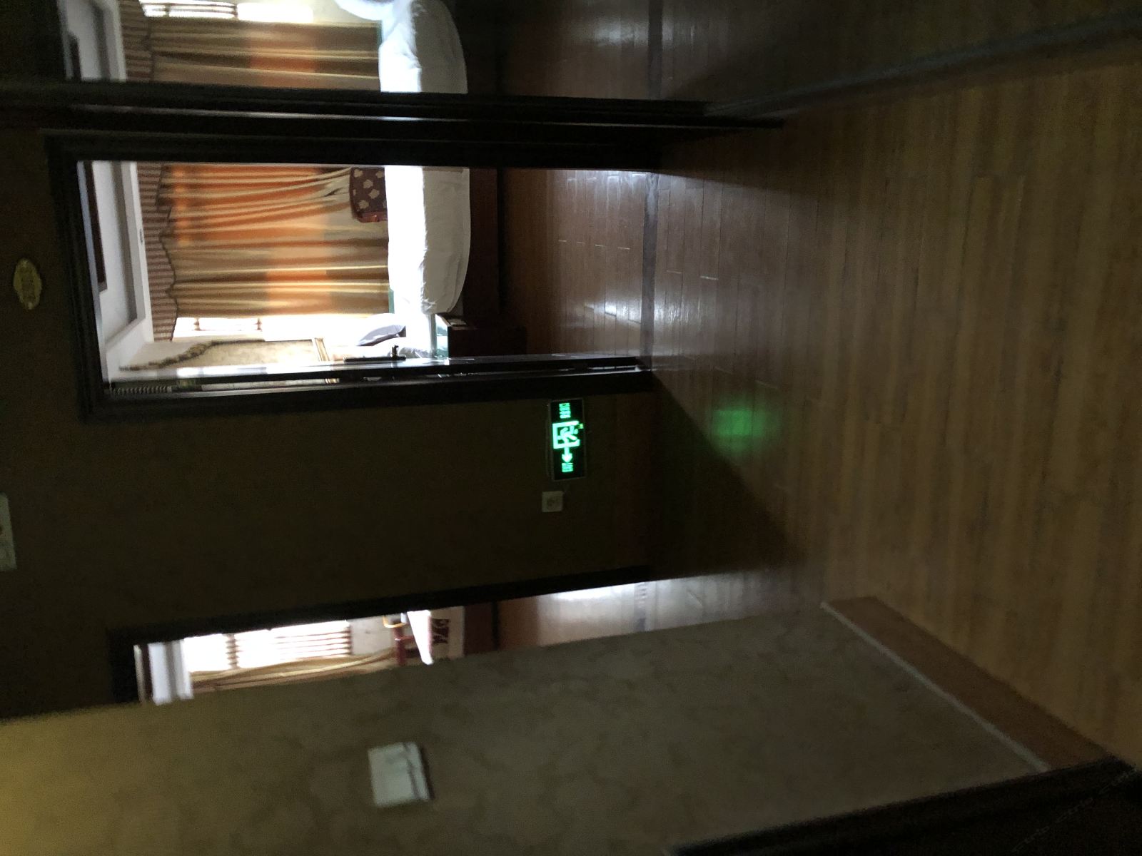 豪华泡澡汗蒸房