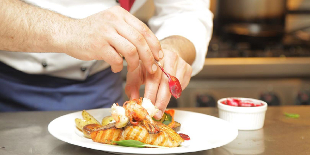 意大利比萨卢卡一日游【英文导游+美食品尝+