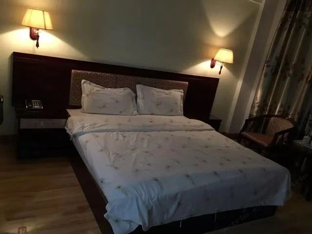 标准大床房