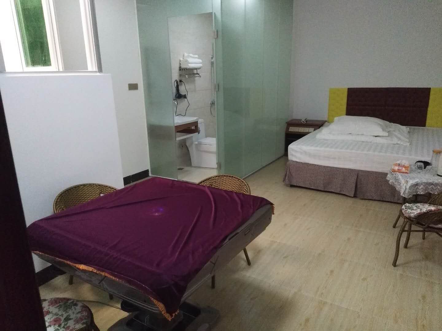 麻将大床房