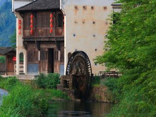 江西婺源游跟團(tuán)_怎么去江西婺源旅游_江西婺源報(bào)團(tuán)旅游多少錢