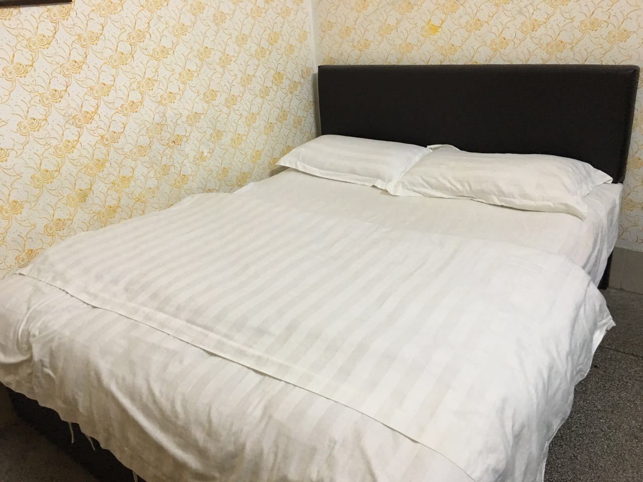 电脑房(无窗)