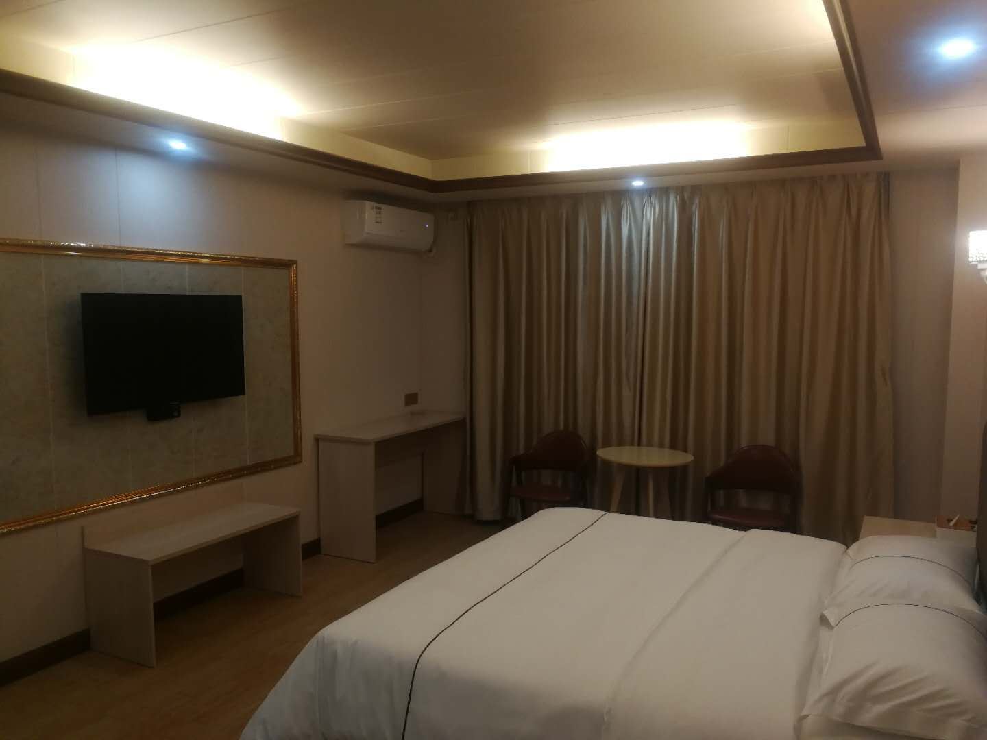 标准大床房