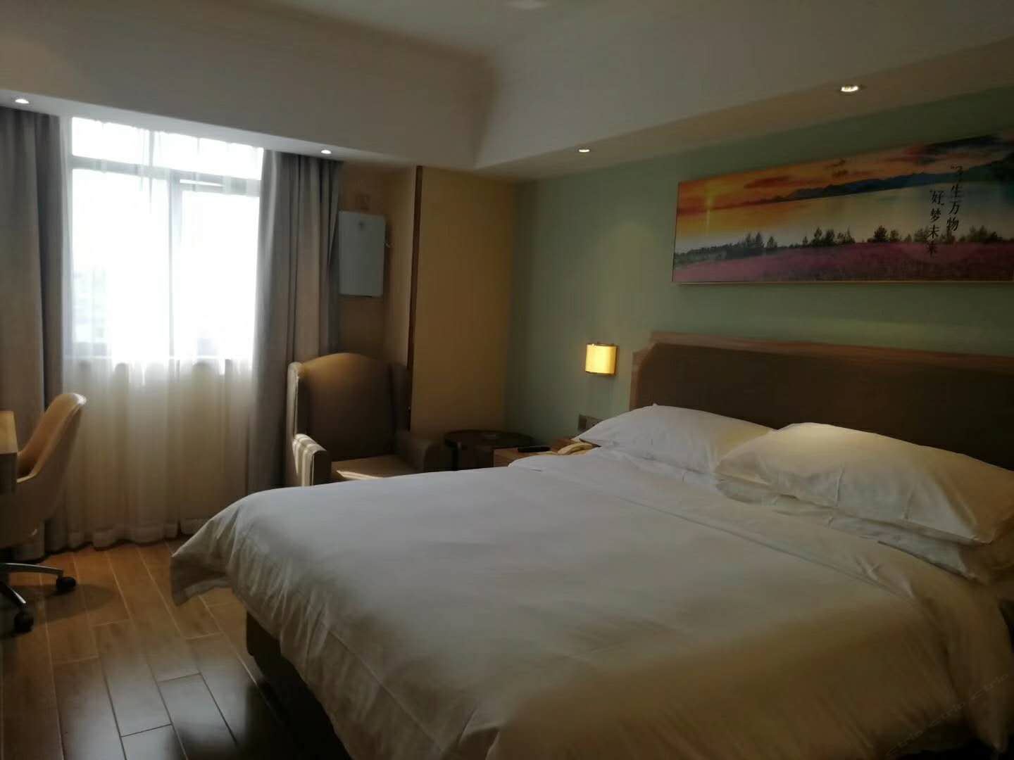 高级大床房