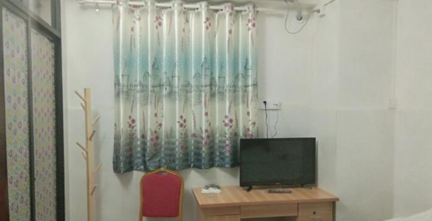 豪华大床房