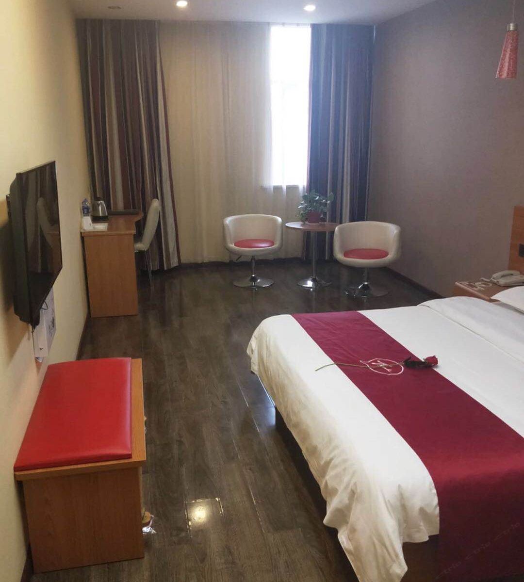 高级大床房