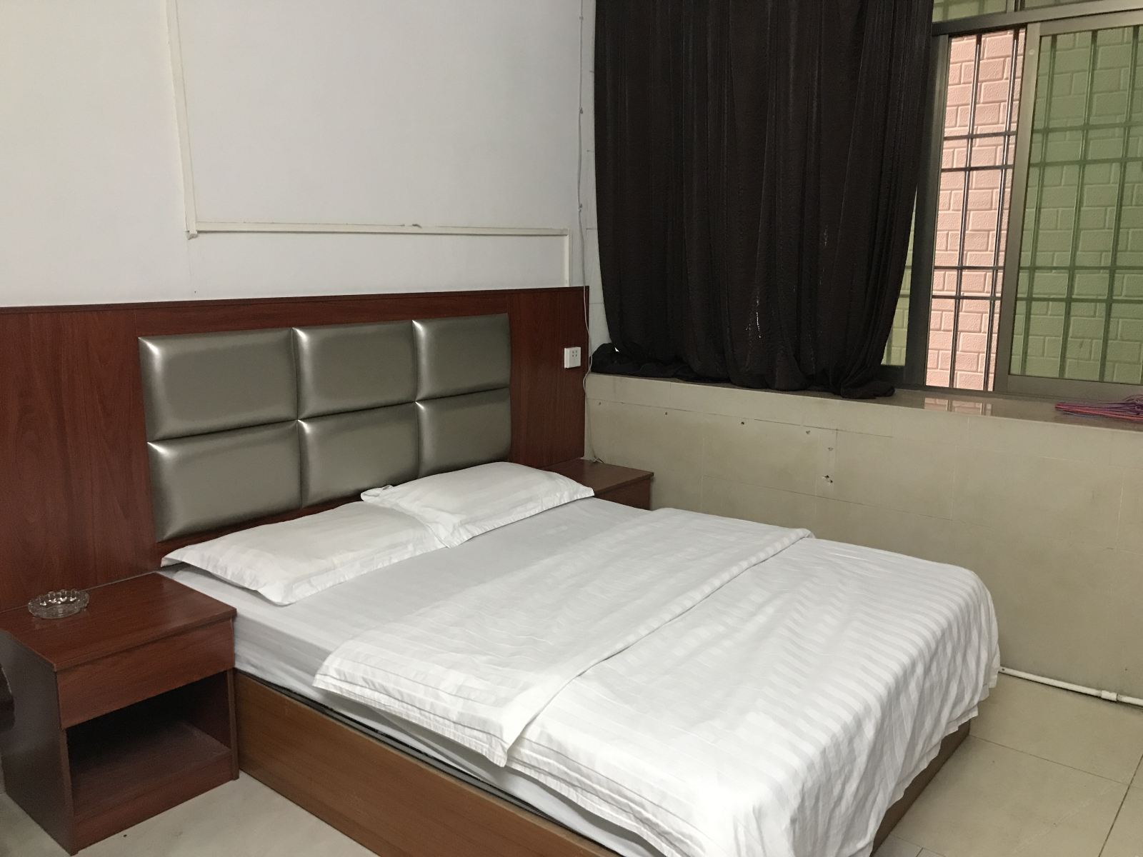 电扇普通单人房