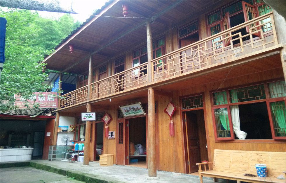 彭州丹霞山金明饭店
