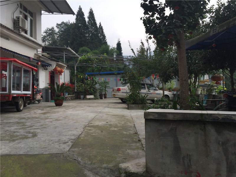 彭州揽月居