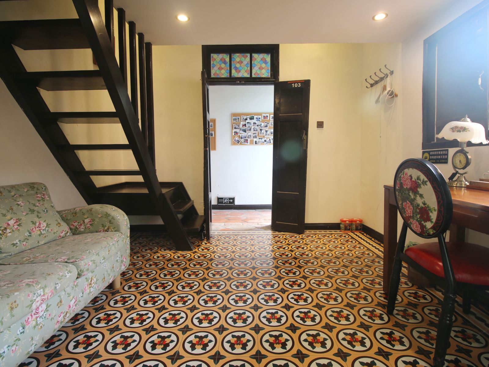 倾城之恋-复式扇形房