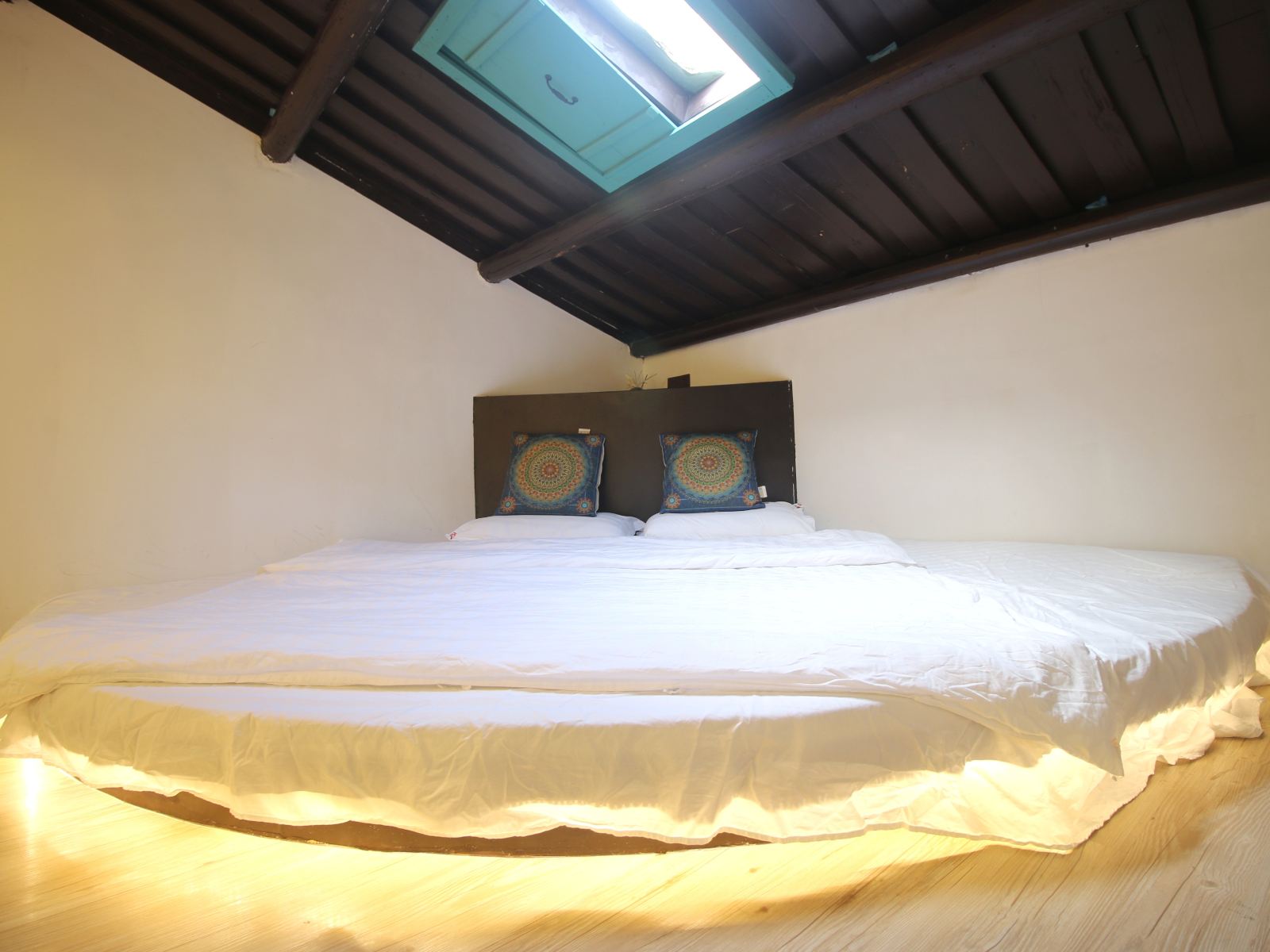 倾城之恋-复式扇形房