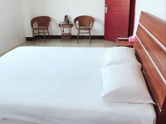标准大床房