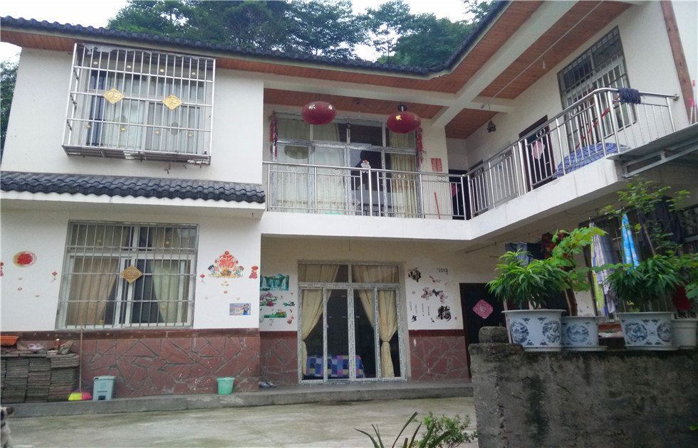 彭州小鱼洞宇宇休闲山庄