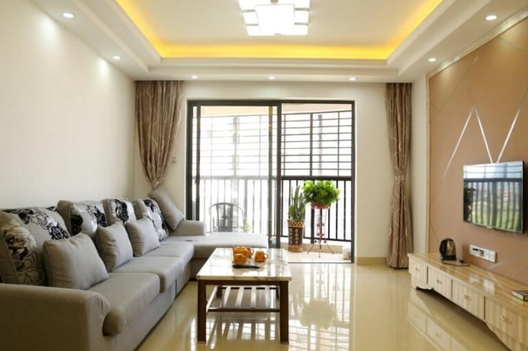 三卧室一厅阳台房