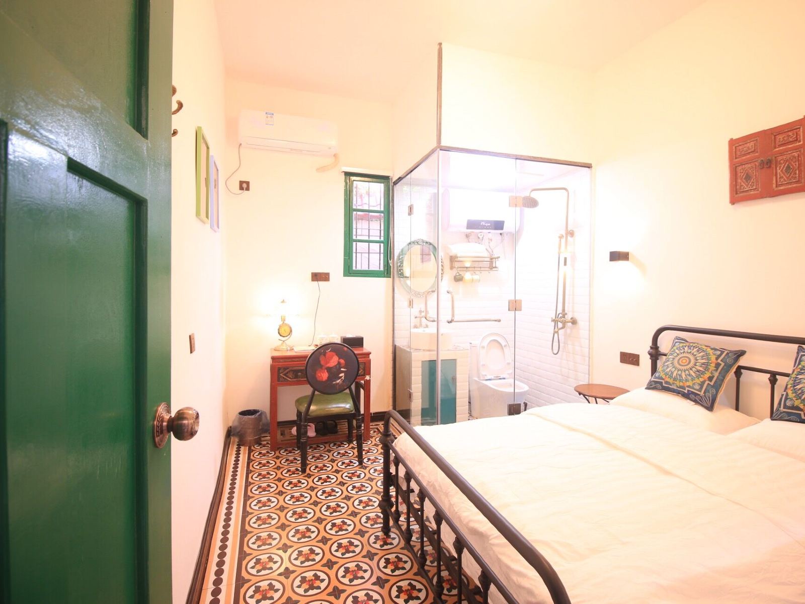 金锁记-普通大床房