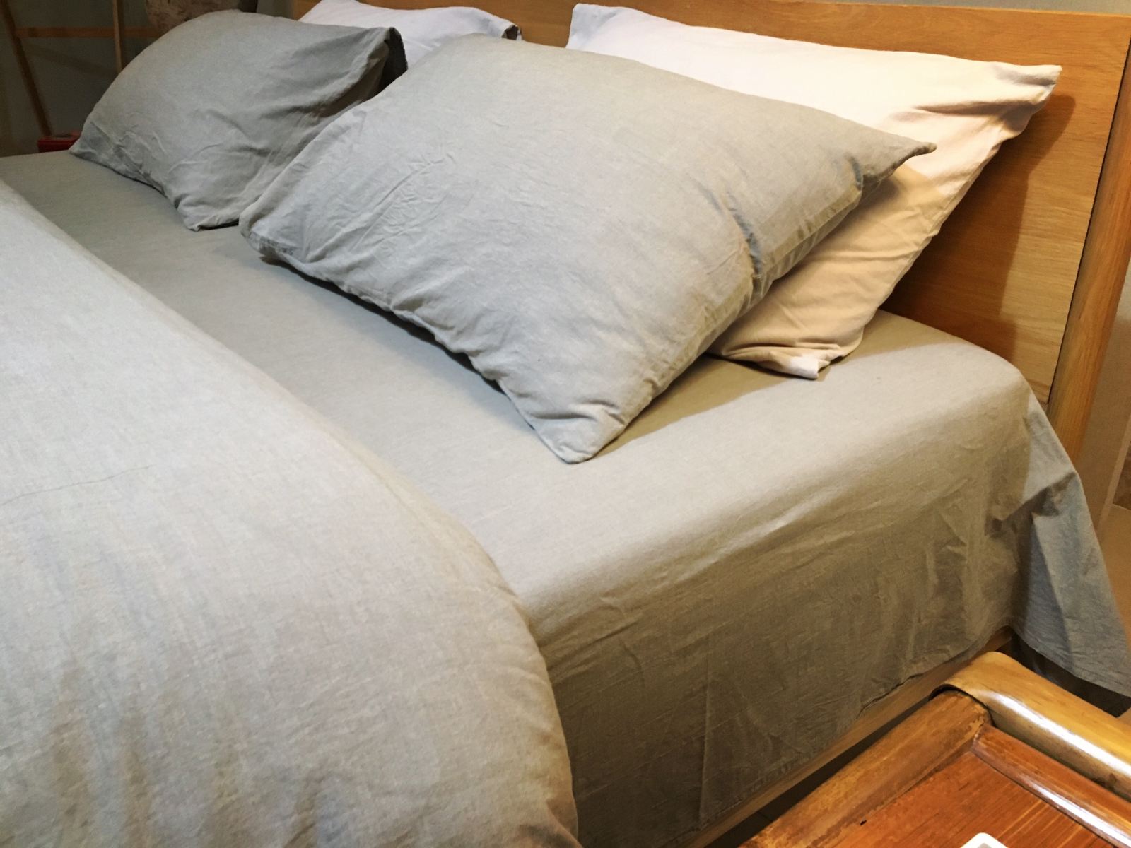 田园晚风-旭日木床房