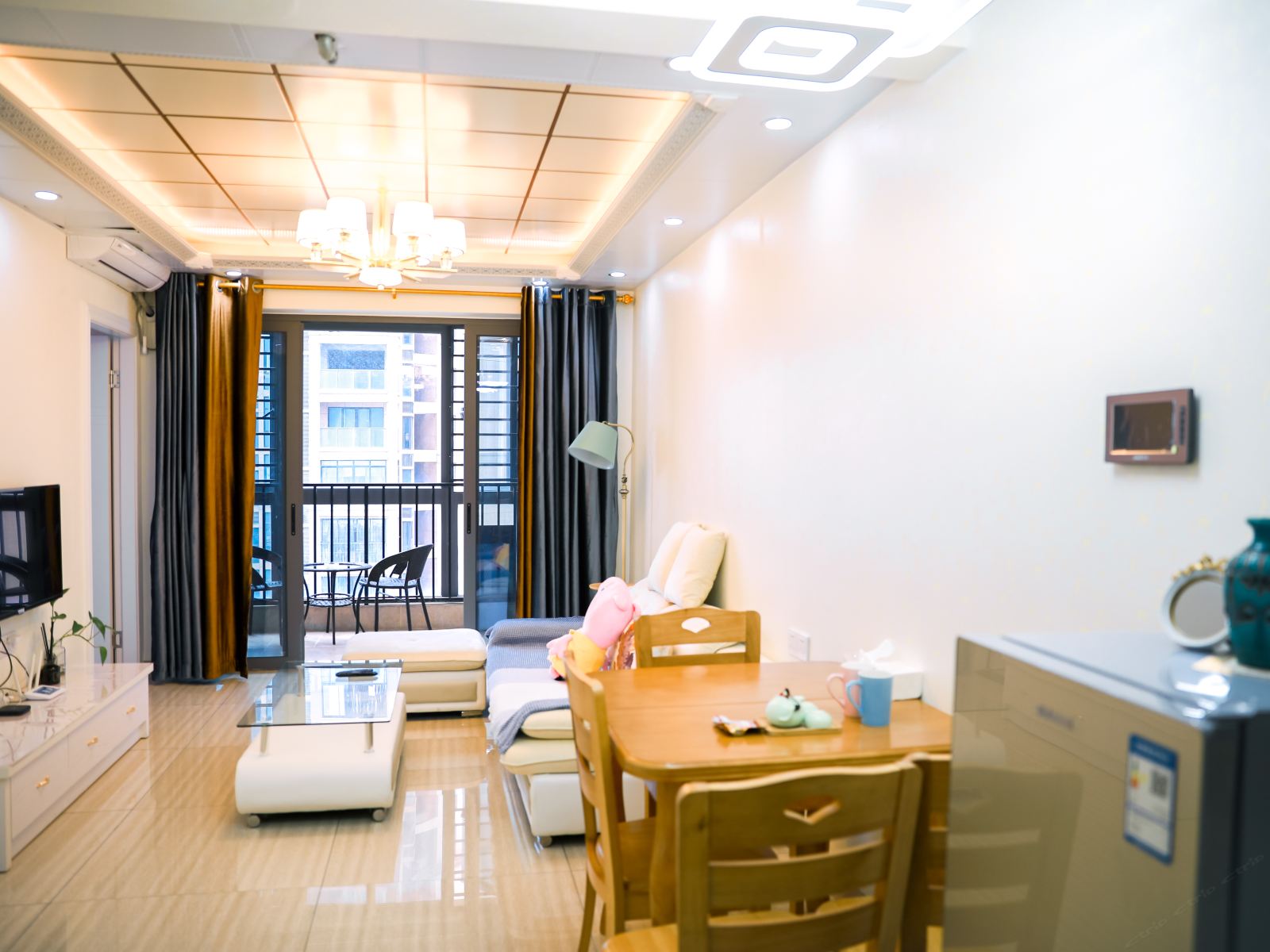 温馨套房两居室