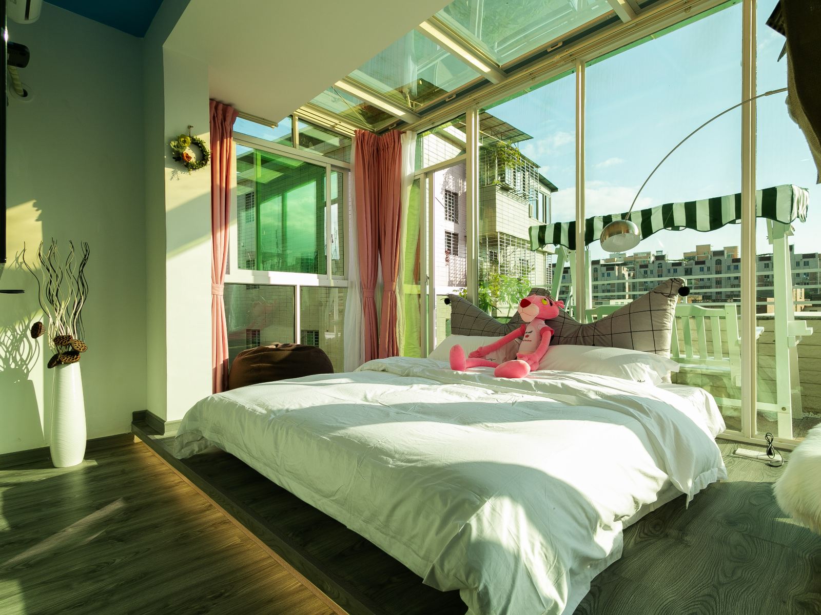 伊亚星空大床房