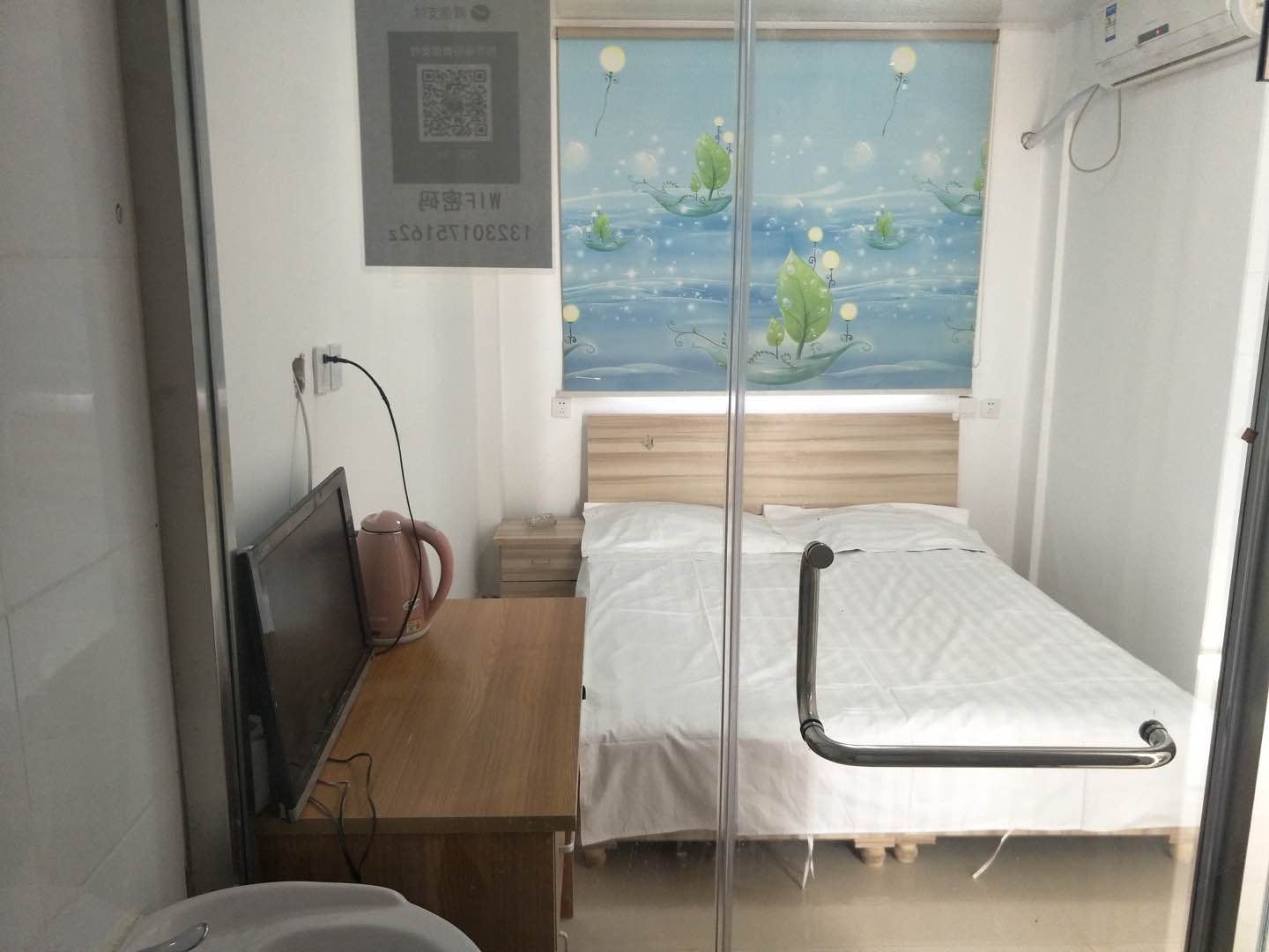 标准大床房