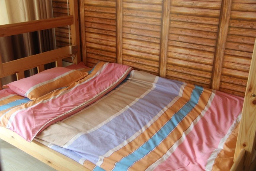 丽江风情房客厅(床位)
