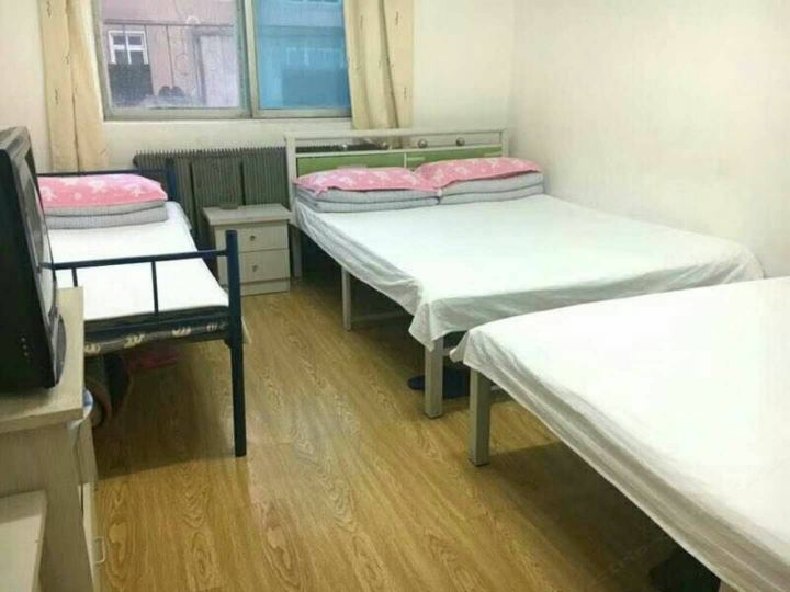 四人间