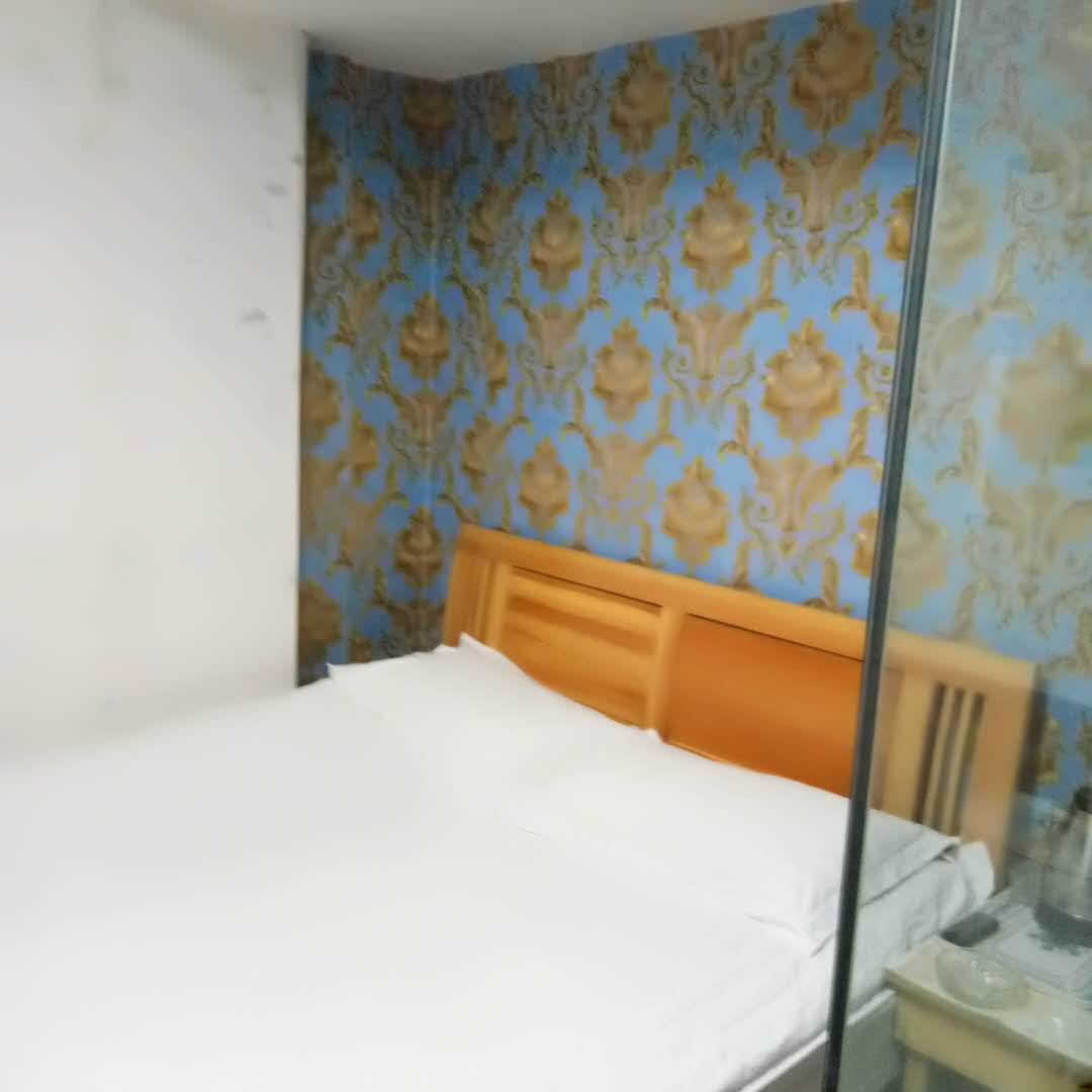 大床房(无窗)