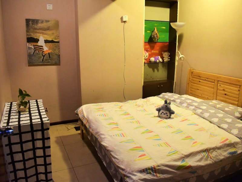 hotelPic