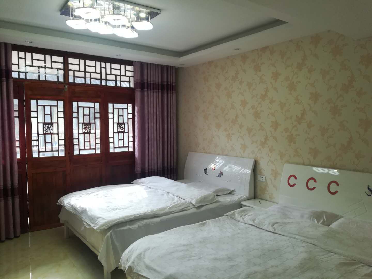 双床房