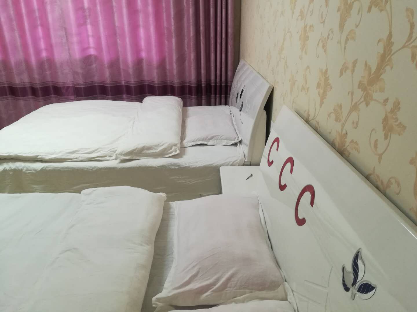 双床房