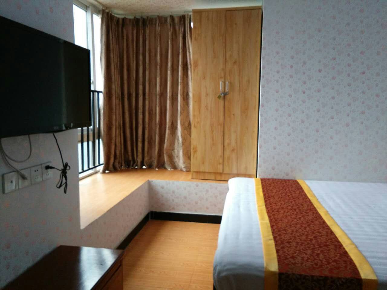 豪华大床房