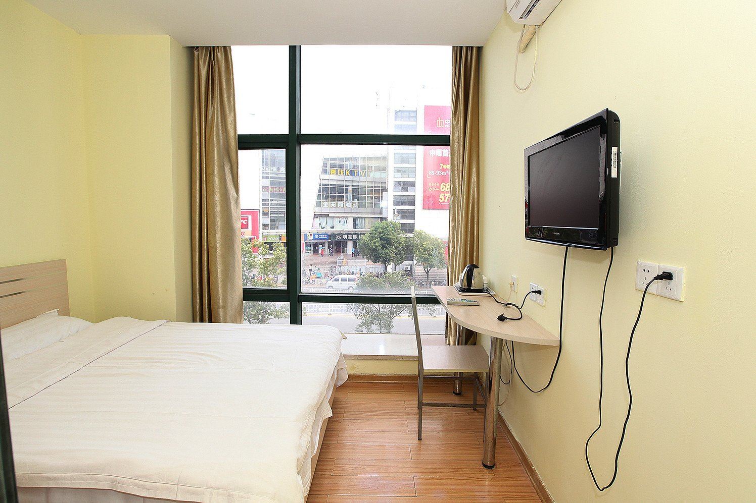 温馨大床房