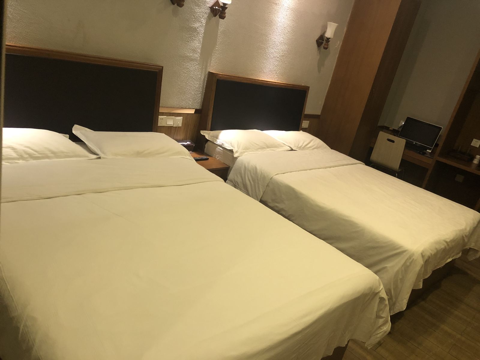 豪华双人房(无窗)