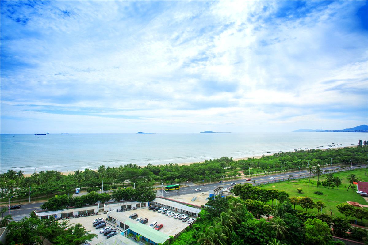 豪华海景花园2居1厅室