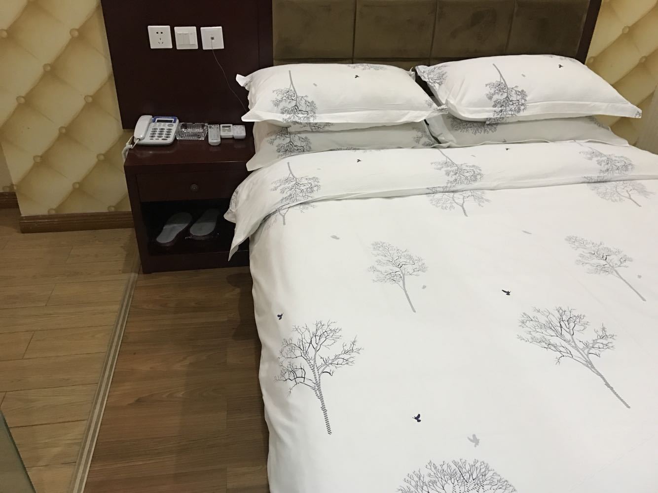 大床房