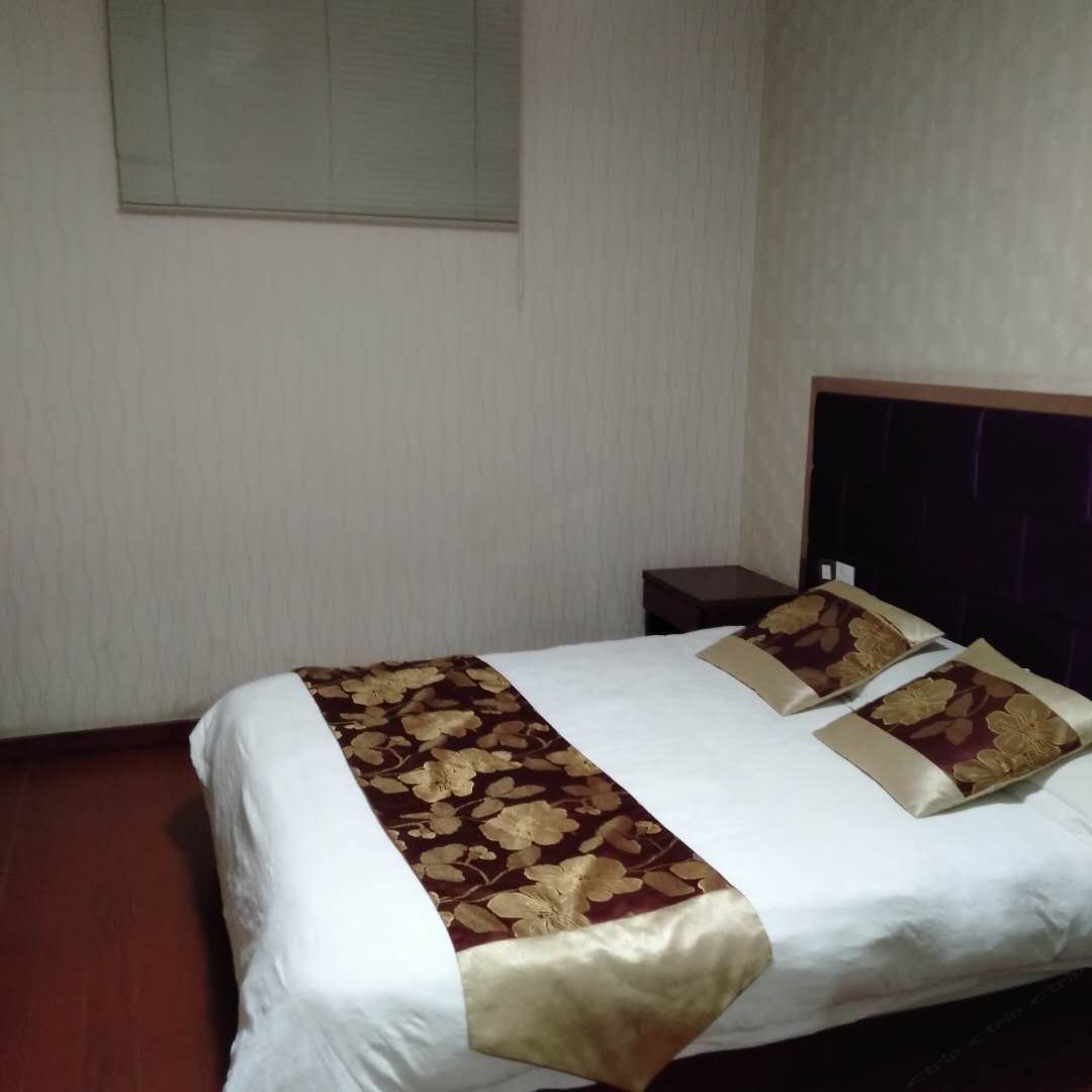 特惠标准单人房(无窗)