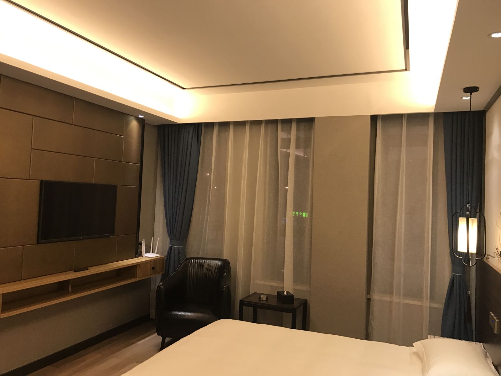 豪华大床房