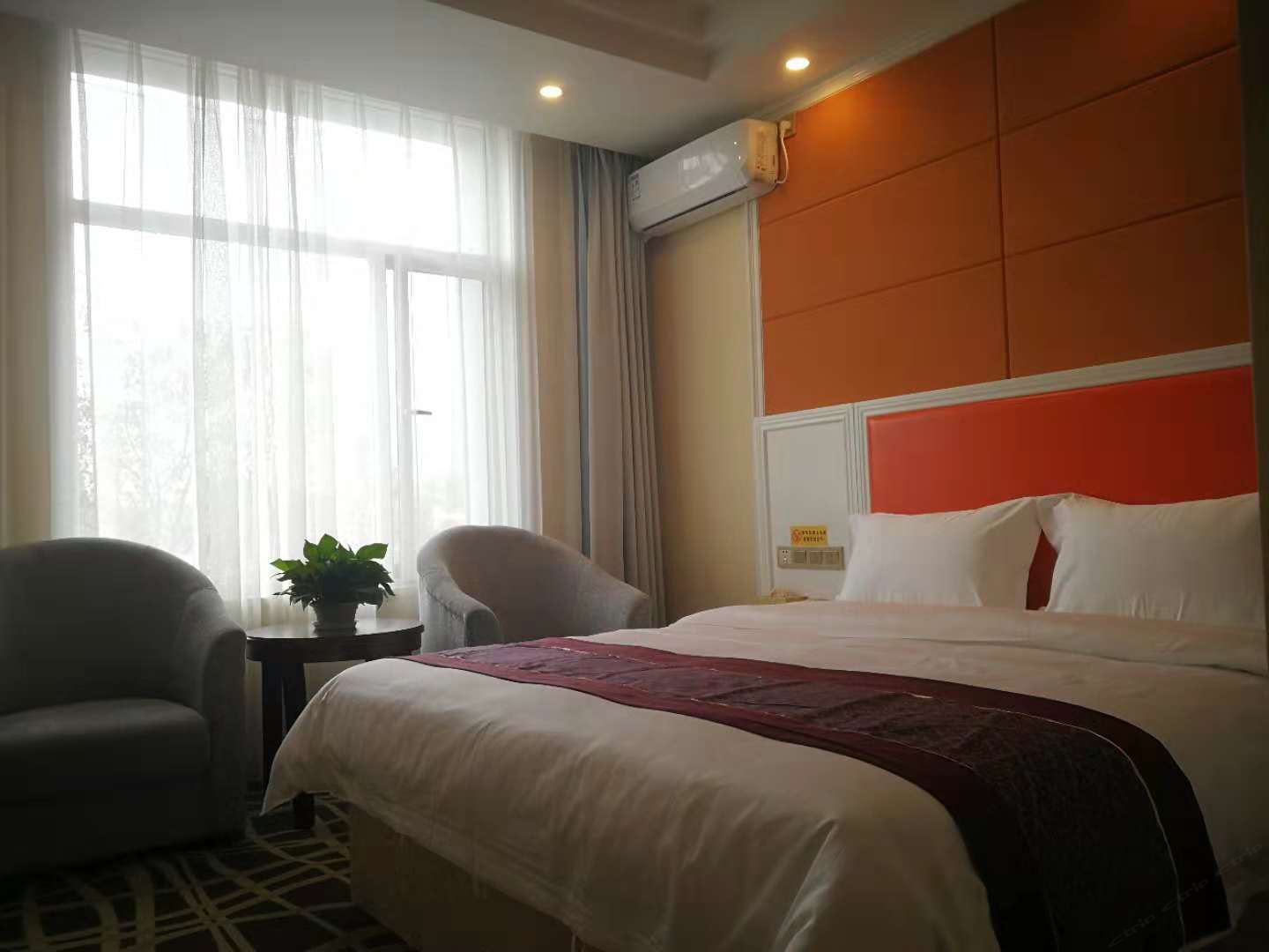 河景大床房
