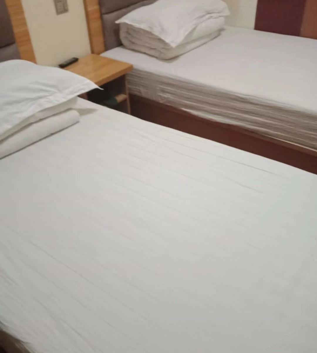 普通双人间