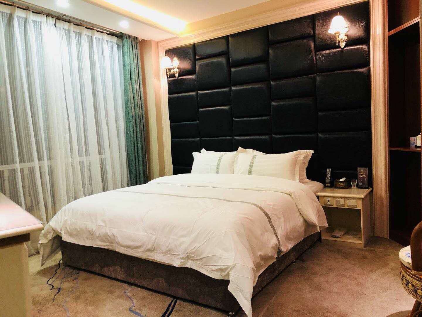 商务大床房