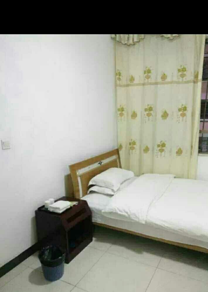 普通单间